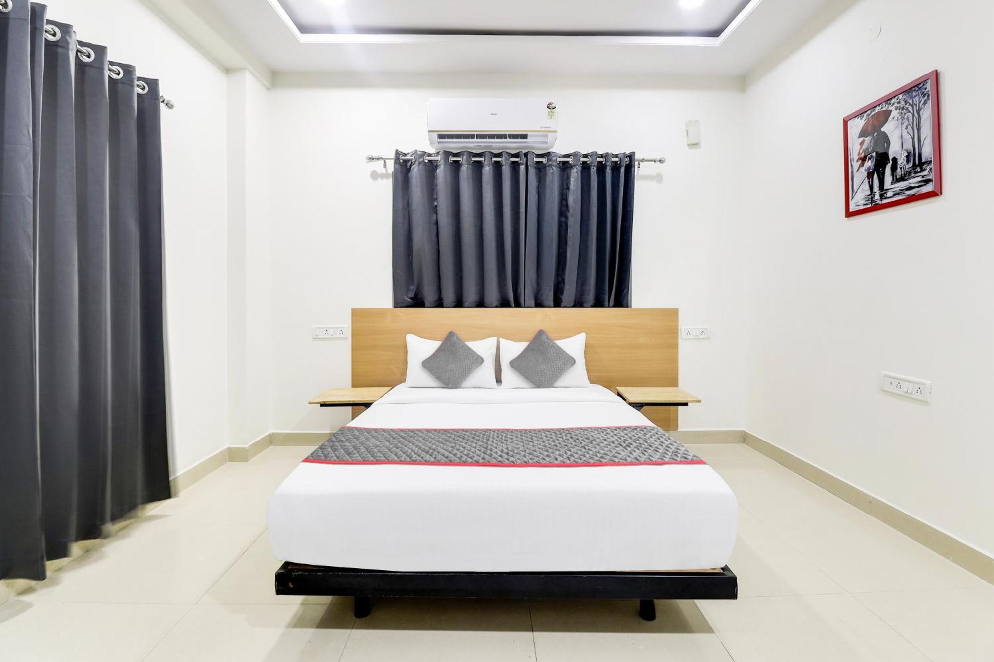 Super Townhouse De Alphabet Hotel Kukatpally Nexus Mall 海得拉巴 外观 照片